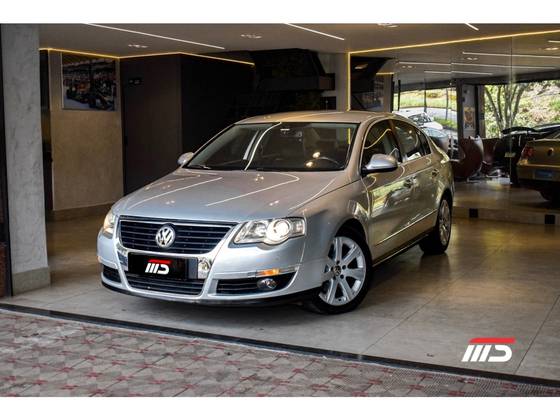 VOLKSWAGEN PASSAT 2.0 FSI COMFORTLINE 16V TURBO GASOLINA 4P TIPTRONIC
